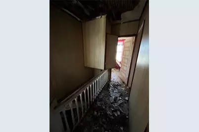 412 5th St, Clairton, PA 15025 - Photo 11