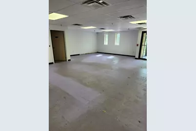 451 Rochester Rd, Ross Twp, PA 15237 - Photo 9