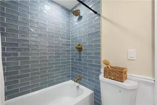 3842 Greensburg Pike, Pittsburgh, PA 15221 - Photo 15