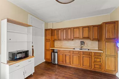 3350 Webster Avenue, Schenley Heights, PA 15219 - Photo 9