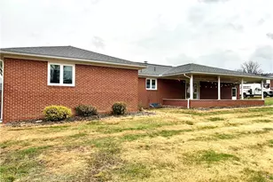 113 Memorial St, Dunbar, PA 15431 - Photo 5