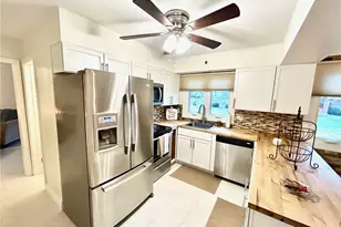 113 Memorial St, Dunbar, PA 15431 - Photo 13