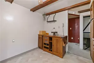 1633 Carmella Dr, Pittsburgh, PA 15227 - Photo 9