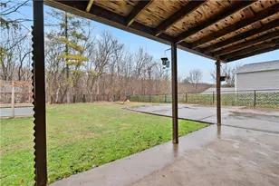 1633 Carmella Dr, Pittsburgh, PA 15227 - Photo 21