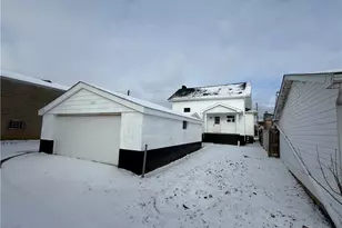 1028 Broad, Belle Vernon, PA 15012 - Photo 7