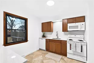 113 Redbud Dr, Chippewa Township, PA 15010 - Photo 11