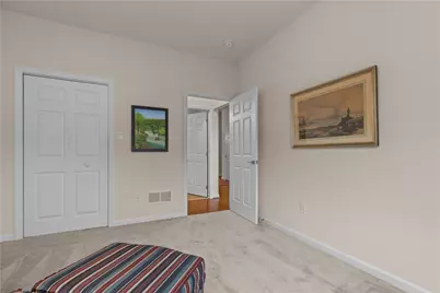137 Freedom Ln, Ohio Township, PA 15143 - Photo 23
