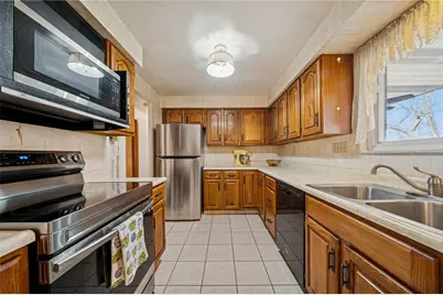 13723 Ormsby, North Huntingdon, PA 15642 - Photo 9