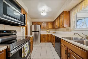 13723 Ormsby, North Huntingdon, PA 15642 - Photo 9