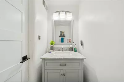 225 Lynn Ann Dr, Pittsburgh, PA 15068 - Photo 15