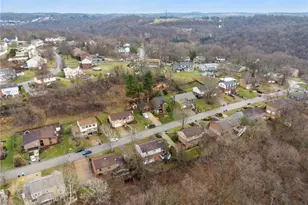 225 Lynn Ann Dr, Pittsburgh, PA 15068 - Photo 31