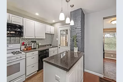 2331 Valera Ave, Pittsburgh, PA 15210 - Photo 5