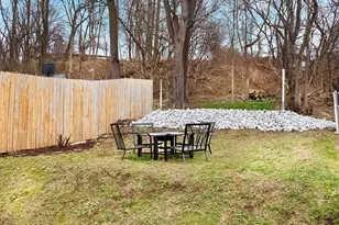 2331 Valera Ave, Pittsburgh, PA 15210 - Photo 17