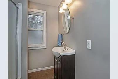 2331 Valera Ave, Pittsburgh, PA 15210 - Photo 13