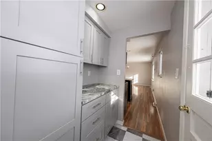 5014 Ozark Dr, Pittsburgh, PA 15239 - Photo 9