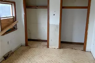 1022 Gaskill Ave, Jeannette, PA 15644 - Photo 11