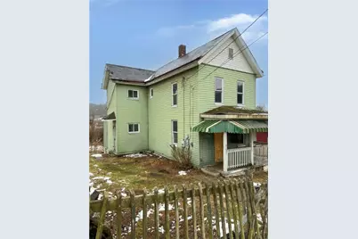 1022 Gaskill Ave, Jeannette, PA 15644 - Photo 3