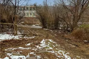 1022 Gaskill Ave, Jeannette, PA 15644 - Photo 17