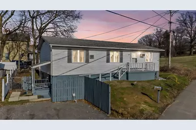 1152 W Gibson Ave, Connellsville, PA 15425 - Photo 1