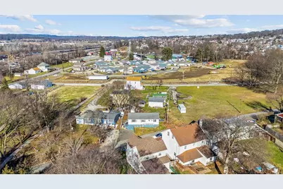 1152 W Gibson Ave, Connellsville, PA 15425 - Photo 43