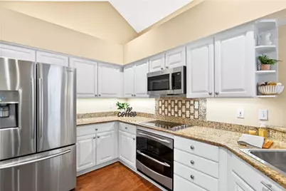 1723 Heather Heights Dr, Moon/Crescent Twp, PA 15046 - Photo 3