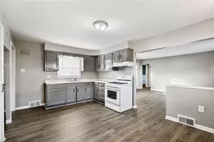 741 Bucyrus St, Elliott, PA 15220 - Photo 3