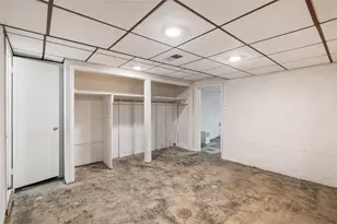 741 Bucyrus St, Elliott, PA 15220 - Photo 13