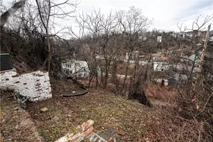 417 Lawn St, Pittsburgh, PA 15213 - Photo 7