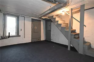 417 Lawn St, Pittsburgh, PA 15213 - Photo 25