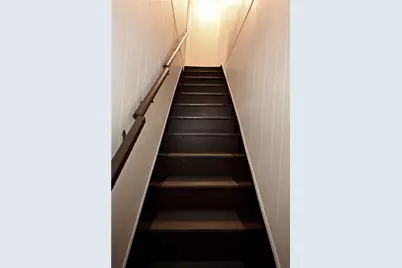 417 Lawn Street, Pittsburgh, PA 15213 - Photo 17