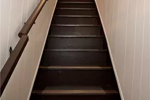 417 Lawn St, Pittsburgh, PA 15213 - Photo 17