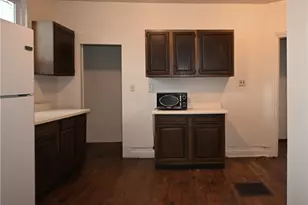 417 Lawn St, Pittsburgh, PA 15213 - Photo 13