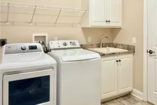 60 Nicholas, Brighton Township, PA 15009 - Photo 29