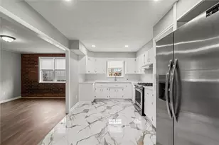 309 Beech St, Vandergrift, PA 15690 - Photo 9