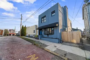 309 Beech St, Vandergrift, PA 15690 - Photo 1