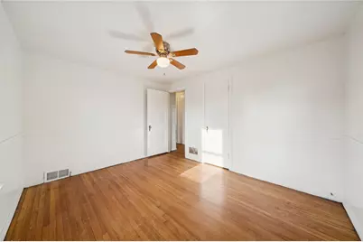 815 Elizabeth St, Wilkins Township, PA 15221 - Photo 11