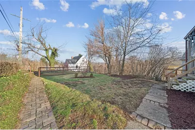 815 Elizabeth St, Wilkins Township, PA 15221 - Photo 33
