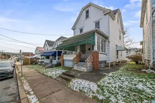 325 Walnut St, Vandergrift, PA 15690 - Photo 1