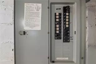 325 Walnut St, Vandergrift, PA 15690 - Photo 23