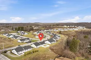 237 Smith Ln, Chippewa Township, PA 15010 - Photo 7