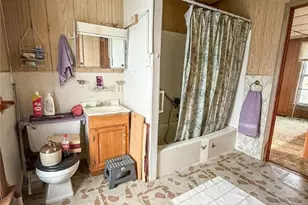 202 Central Ave, Chicora Boro, PA 16025 - Photo 29