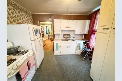 202 Central Ave, Chicora Boro, PA 16025 - Photo 13