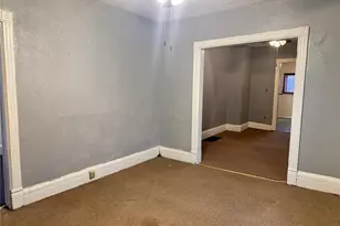 619 Schaaf Pl, Erie City, PA 16503 - Photo 5