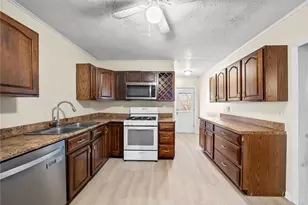 7005 Vivianna St, Neville Twp, PA 15225 - Photo 13