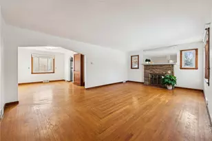 113 Oak Manor Dr, Harrison Township, PA 15065 - Photo 3