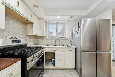 318 Maple St, West Mifflin, PA 15122 - Photo 11