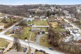 318 Maple St, West Mifflin, PA 15122 - Photo 37