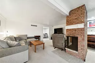 318 Maple St, West Mifflin, PA 15122 - Photo 3