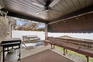 318 Maple St, West Mifflin, PA 15122 - Photo 27