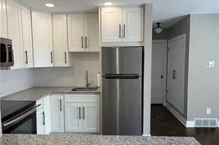 129 Baywood Ave, Pittsburgh, PA 15228 - Photo 3